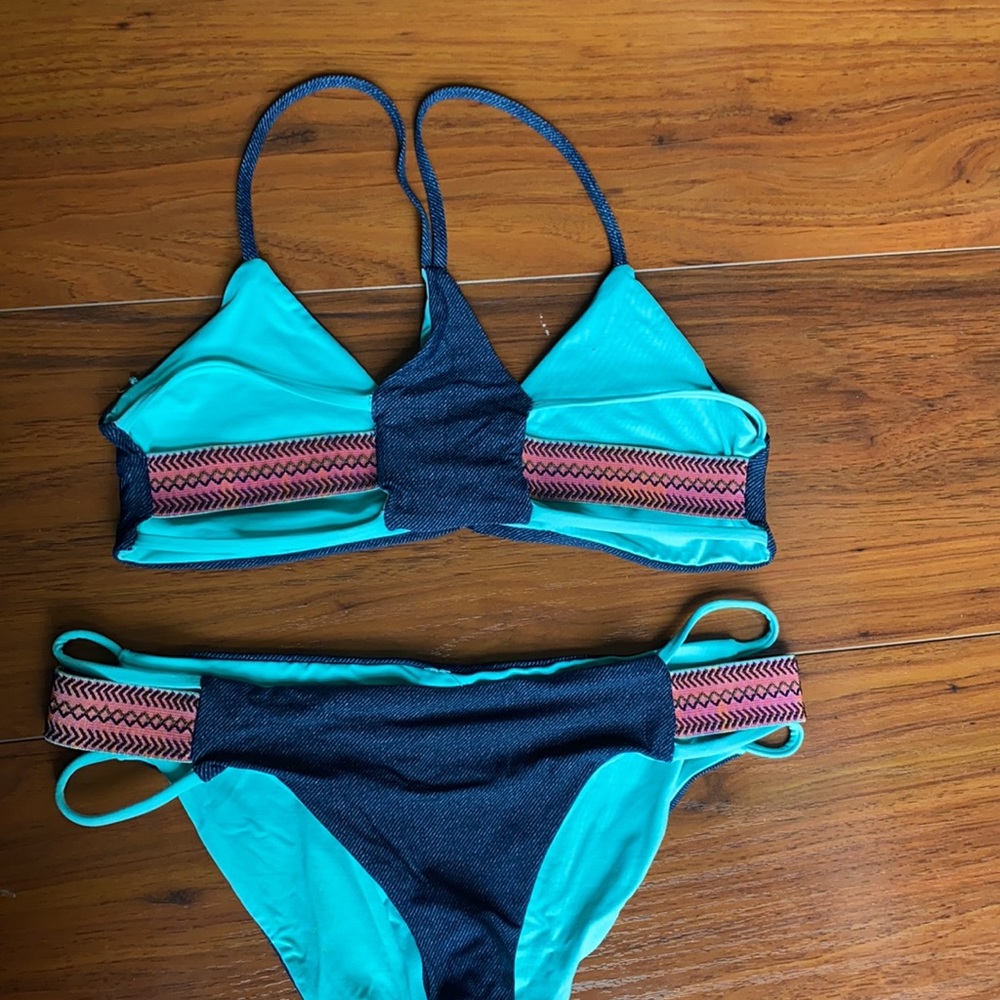 Reversible bikini - Picture 3 of 3